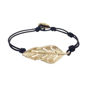 Sculpted Feather Leather Wrap Bracelet-b086g